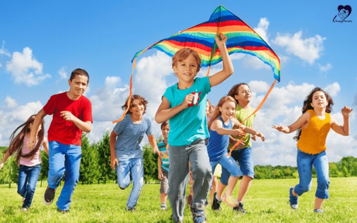 https://www.lovingparents.in/kids/kids-5-12-years/is-your-child-getting-enough-time-to-play-with-their-friends/
