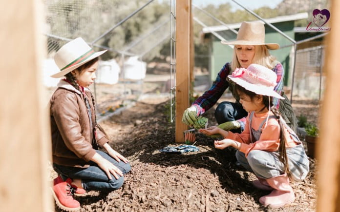 kids planting