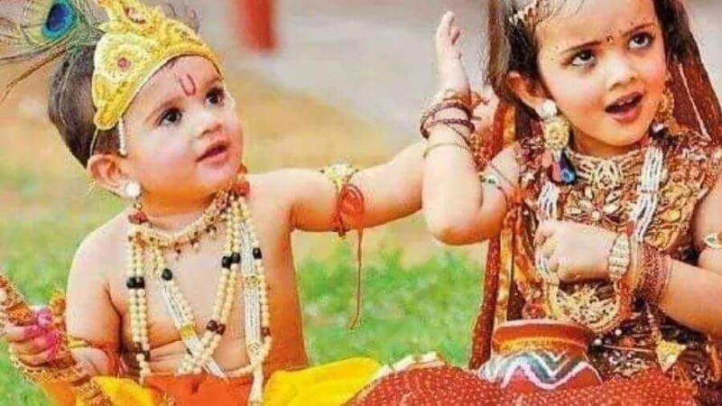 kids dress up for Janmashtami