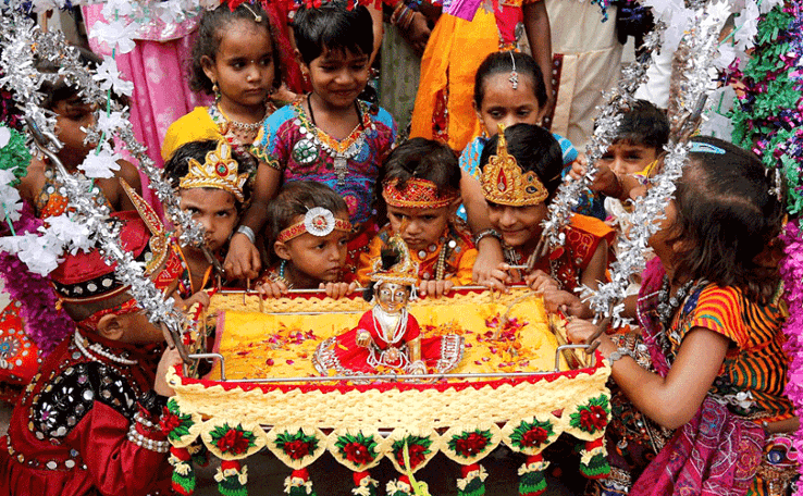 Krishna Jhula at Janmastami