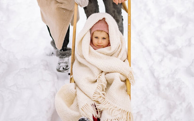 child play outside with a cold